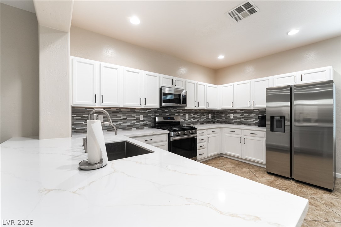 2572 Lockerbie Street Henderson NV 89044