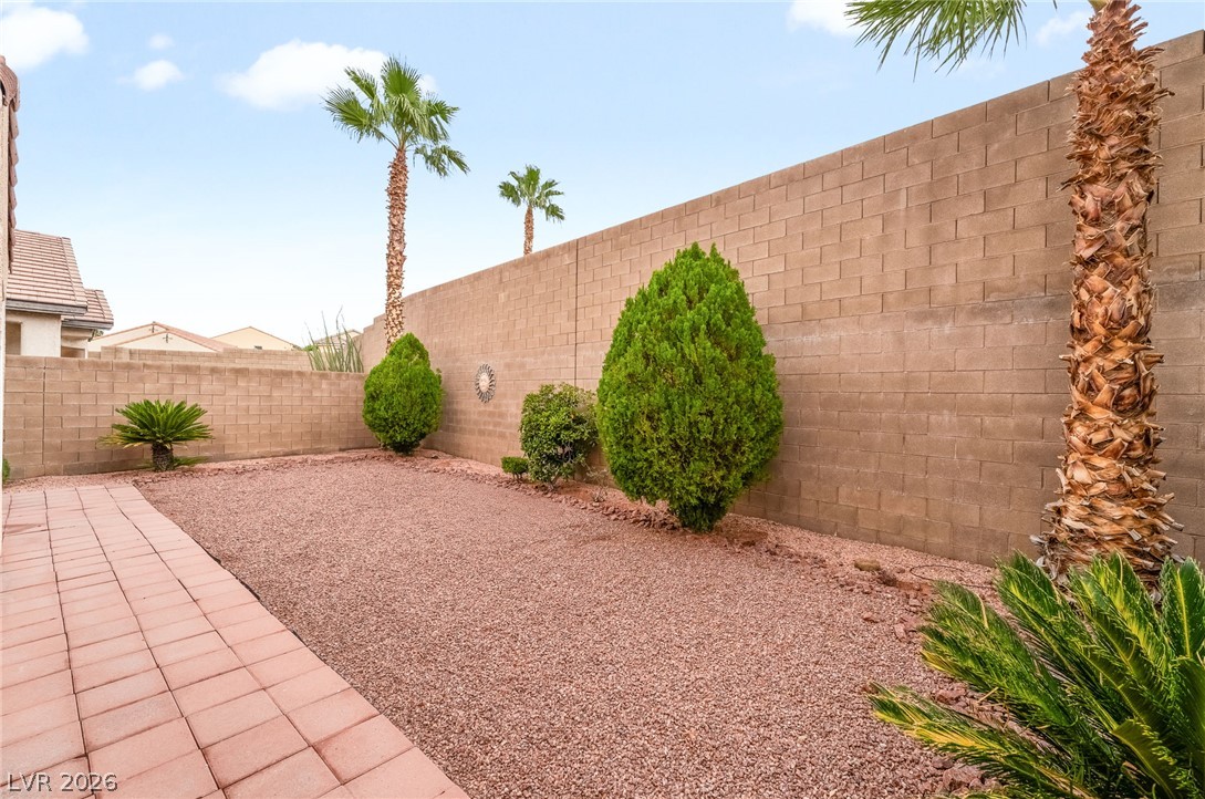 2572 Lockerbie Street Henderson NV 89044