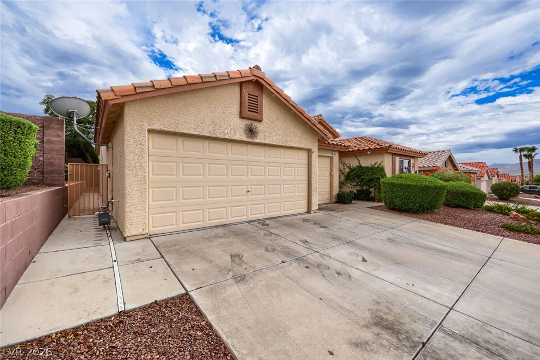 1647 Silver Slipper Avenue Henderson NV 89002