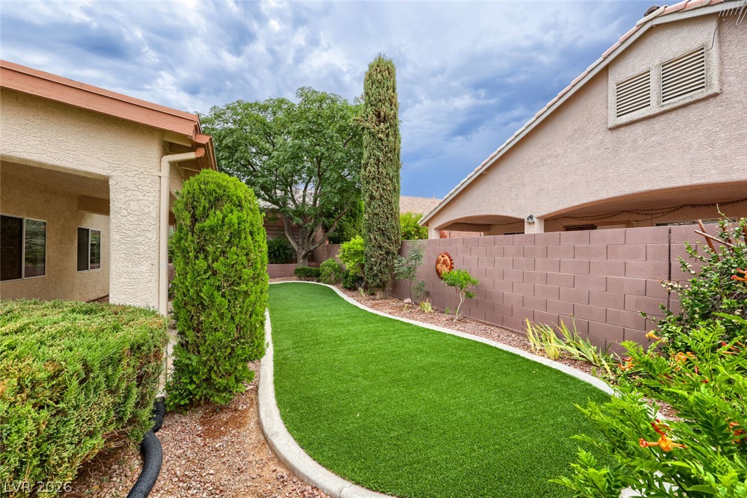 1647 Silver Slipper Avenue Henderson NV 89002