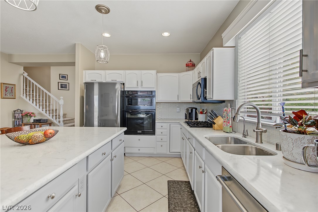 6915 Cedar Basin Avenue Las Vegas NV 89142