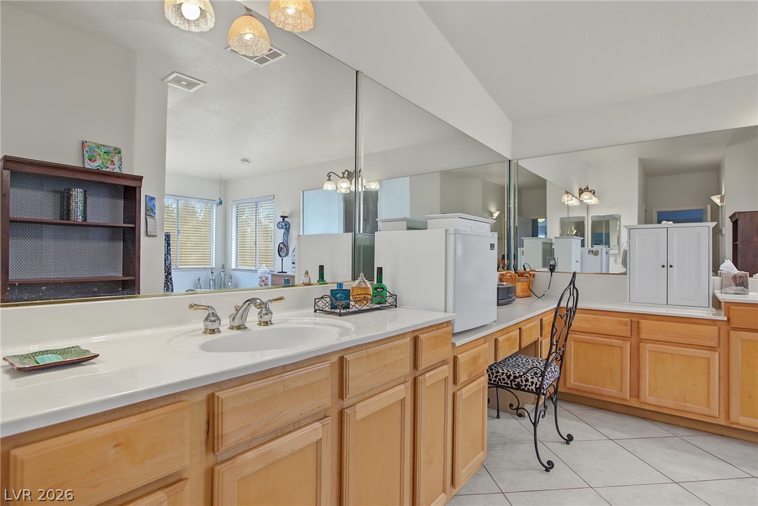 6915 Cedar Basin Avenue Las Vegas NV 89142