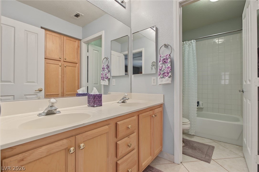 6915 Cedar Basin Avenue Las Vegas NV 89142
