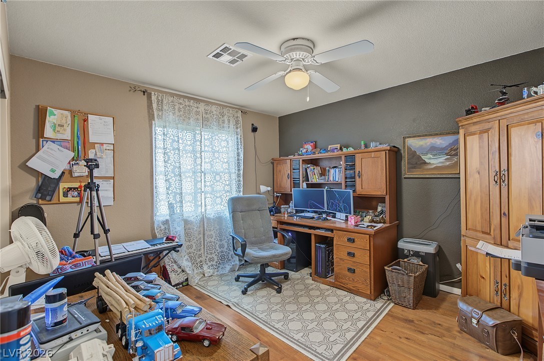 6915 Cedar Basin Avenue Las Vegas NV 89142