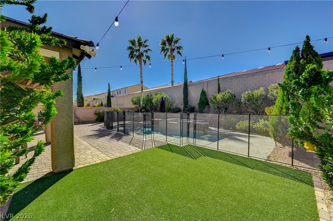 7741 Rainbow Rising Street Las Vegas NV 89113