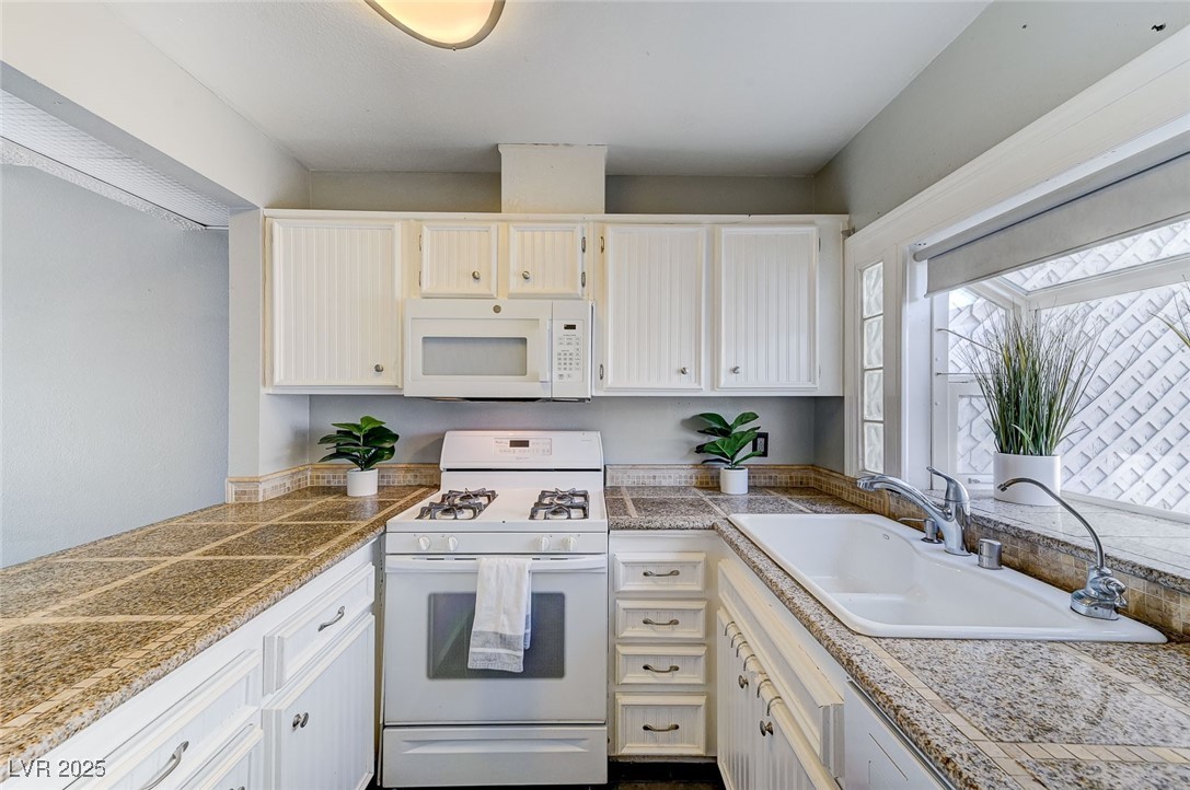 4045 Great Plains Way Las Vegas NV 89121