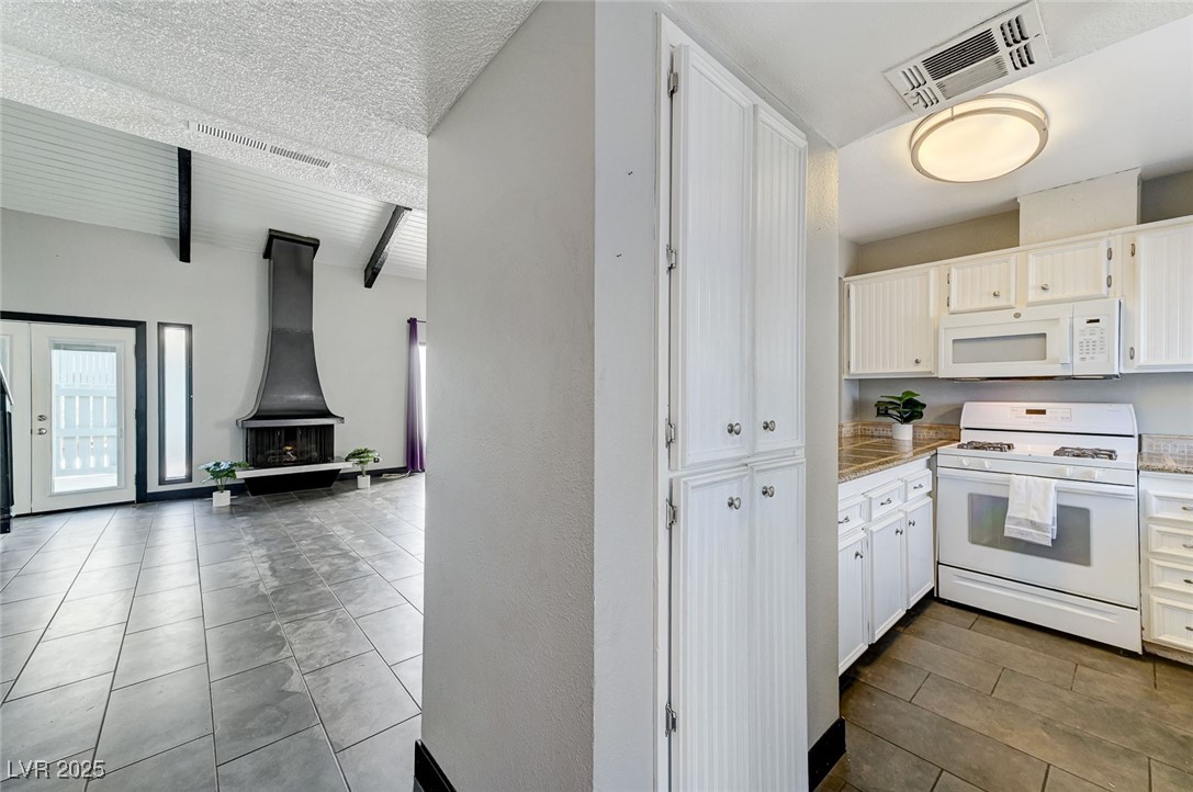 4045 Great Plains Way Las Vegas NV 89121