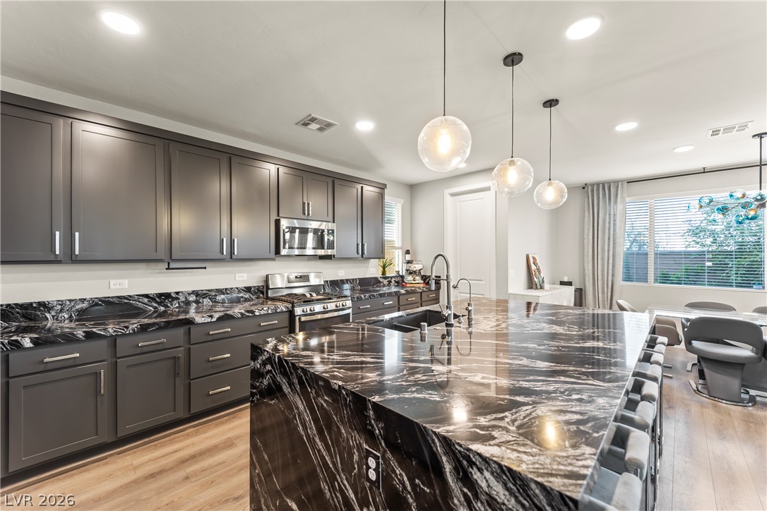 6836 Pacific Robin Street North Las Vegas NV 89084