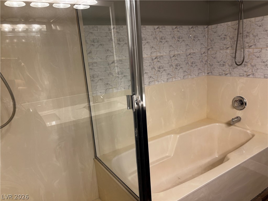 6453 Blue Blossom Avenue Las Vegas NV 89108