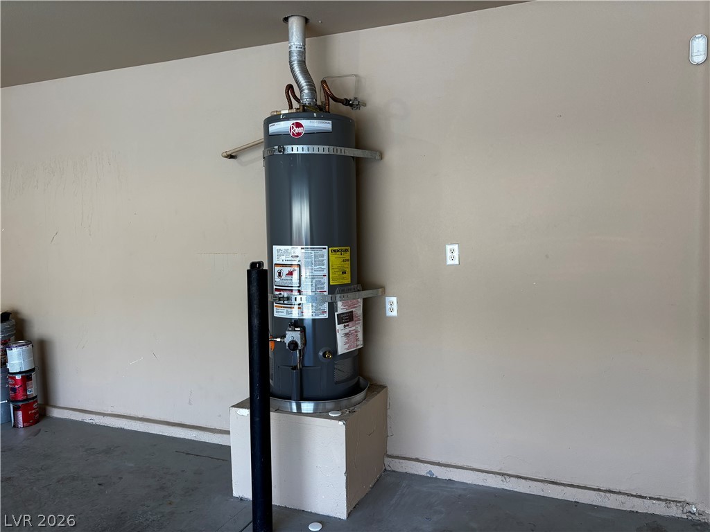 6453 Blue Blossom Avenue Las Vegas NV 89108