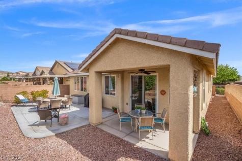 7811 Sugarloaf Peak Street Las Vegas NV 89166
