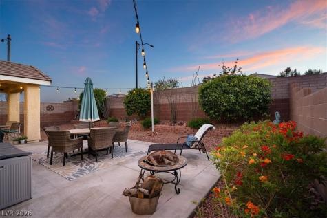 7811 Sugarloaf Peak Street Las Vegas NV 89166