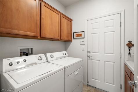 7811 Sugarloaf Peak Street Las Vegas NV 89166