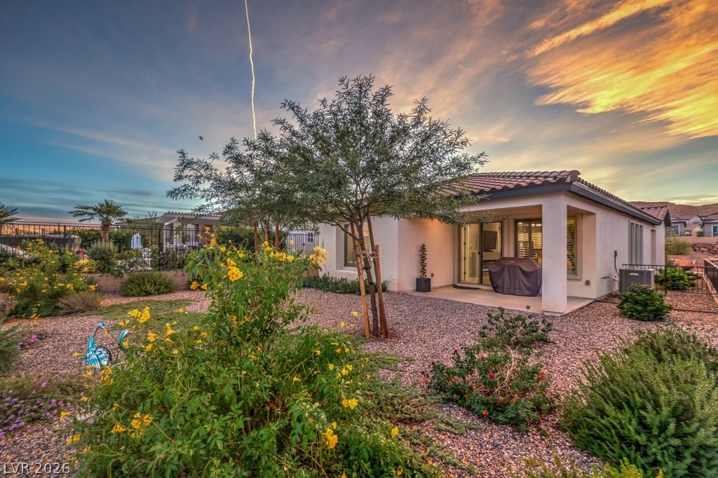 70 Lake Bluff Court Henderson NV 89011