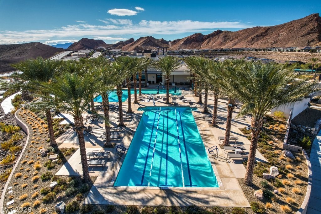 70 Lake Bluff Court Henderson NV 89011