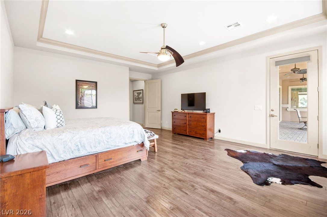 9896 Cathedral Pines Avenue Las Vegas NV 89149