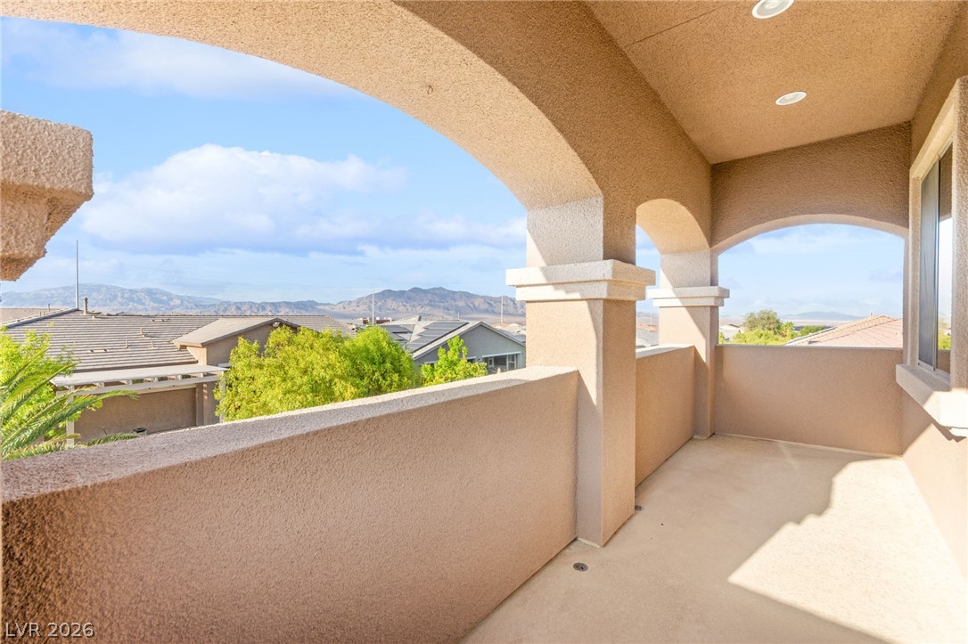9896 Cathedral Pines Avenue Las Vegas NV 89149