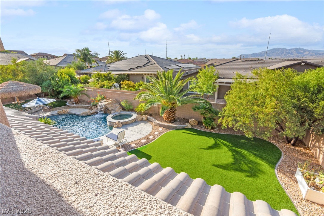 9896 Cathedral Pines Avenue Las Vegas NV 89149
