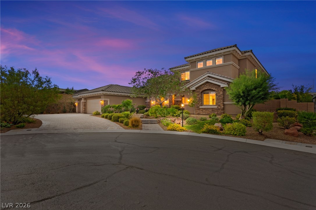 9896 Cathedral Pines Avenue Las Vegas NV 89149