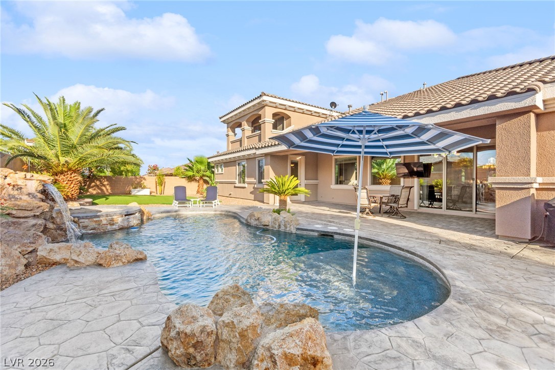 9896 Cathedral Pines Avenue Las Vegas NV 89149