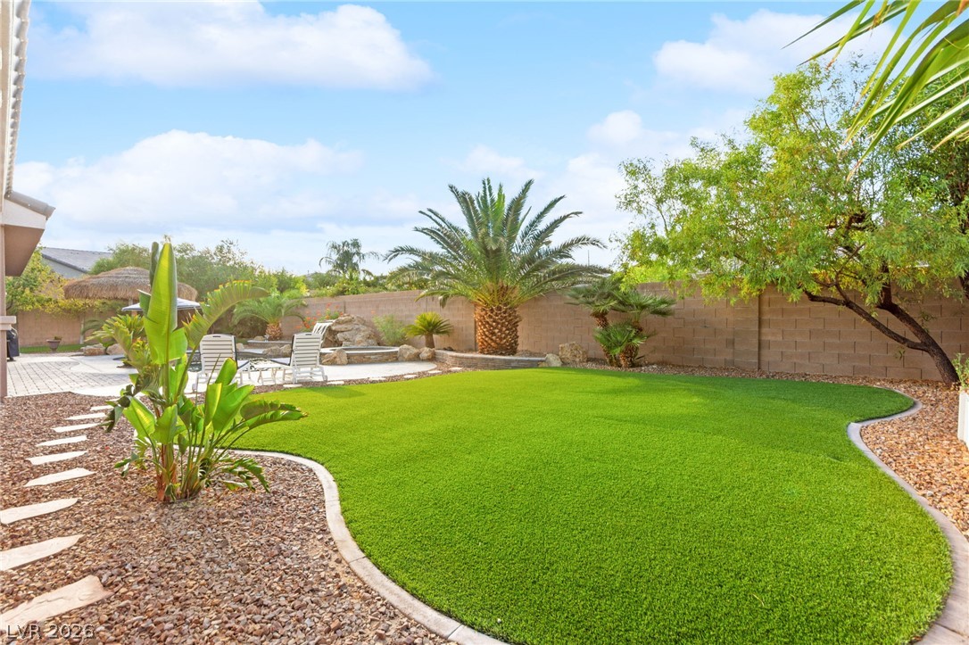 9896 Cathedral Pines Avenue Las Vegas NV 89149