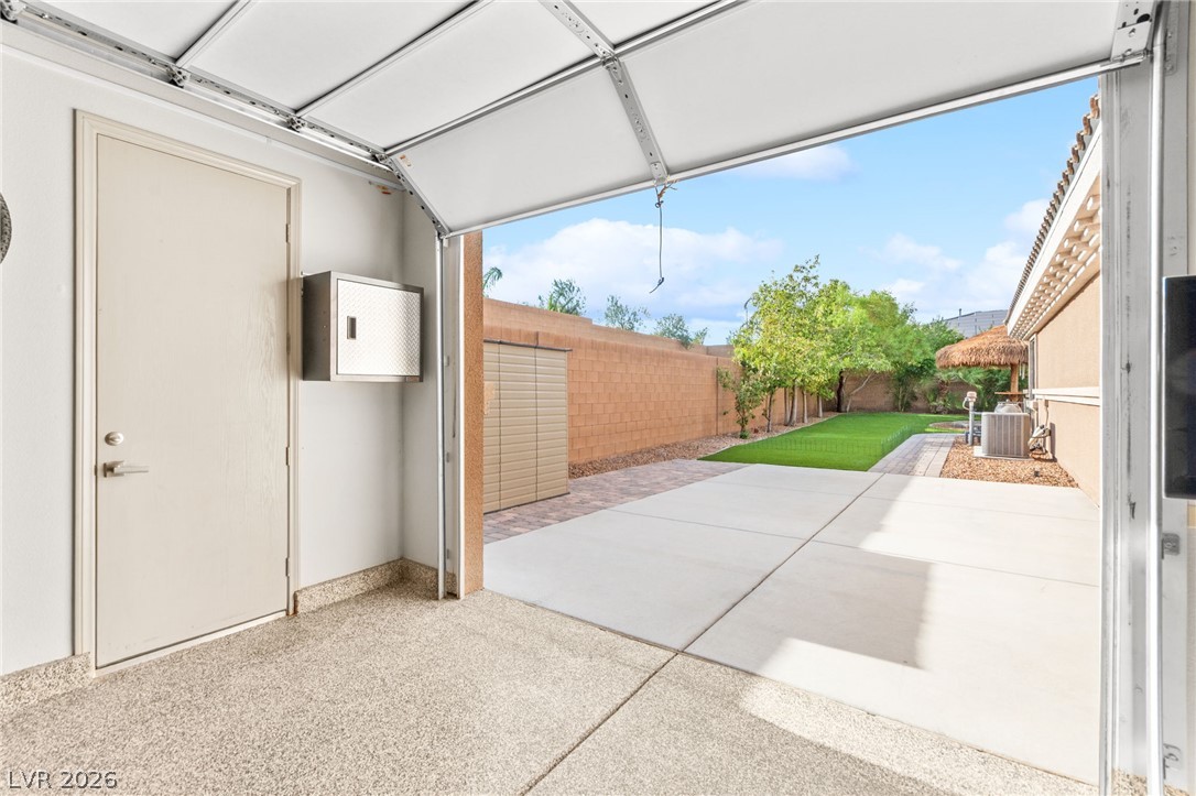 9896 Cathedral Pines Avenue Las Vegas NV 89149