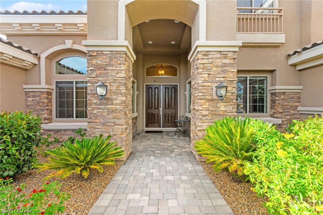 9896 Cathedral Pines Avenue Las Vegas NV 89149