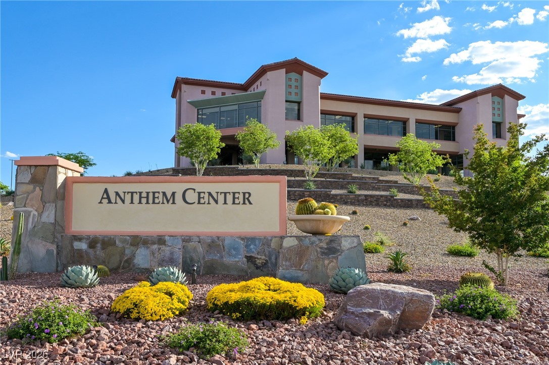 2200 Sawtooth Mountain Drive Henderson NV 89044
