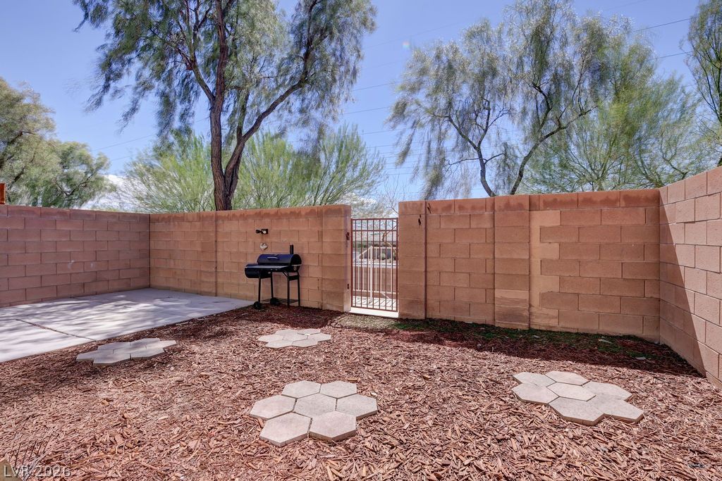 117 Stockton Edge Avenue North Las Vegas NV 89084