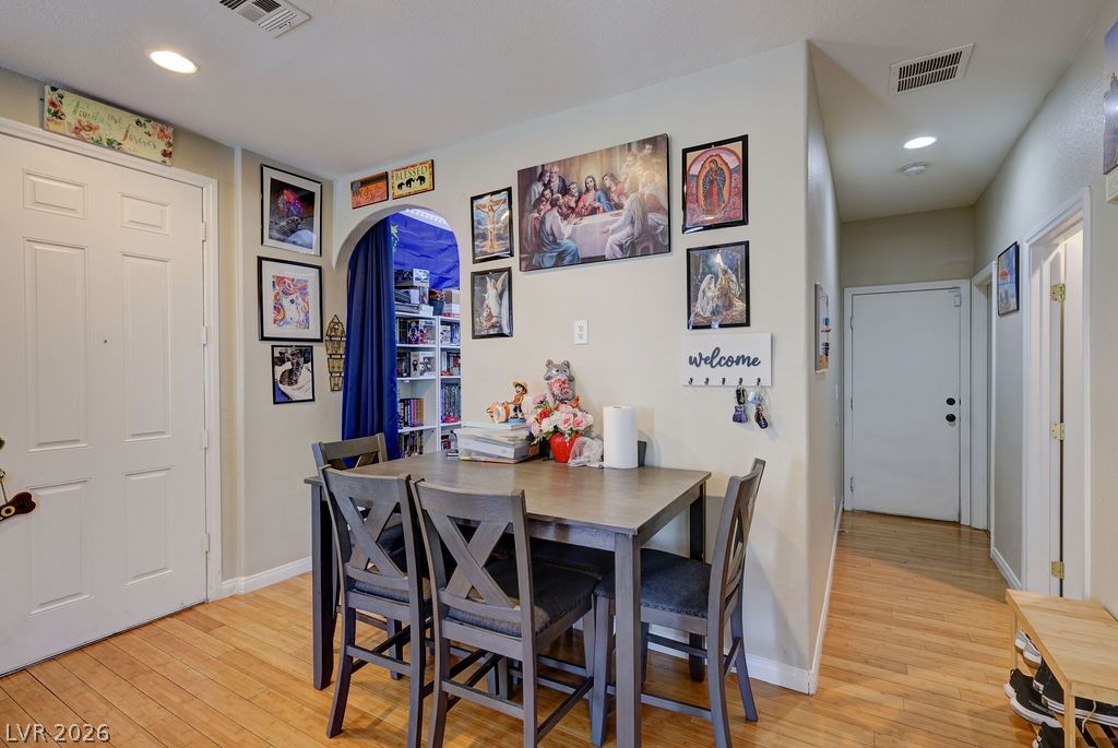 117 Stockton Edge Avenue North Las Vegas NV 89084