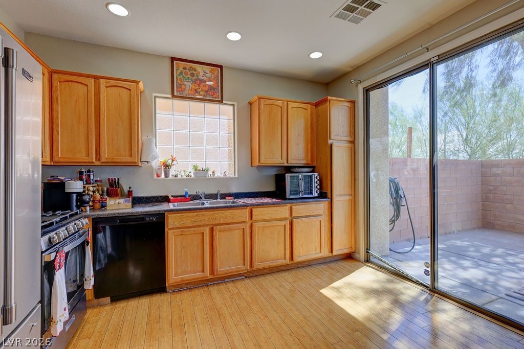 117 Stockton Edge Avenue North Las Vegas NV 89084