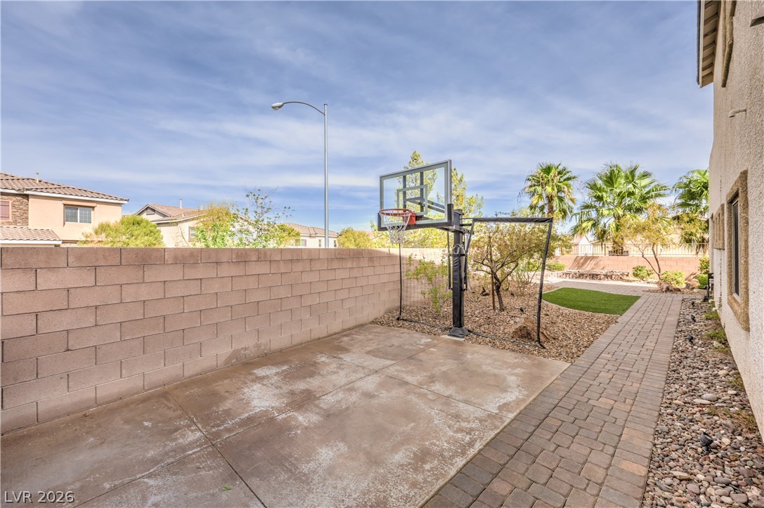 824 Plockton Las Vegas NV 89012