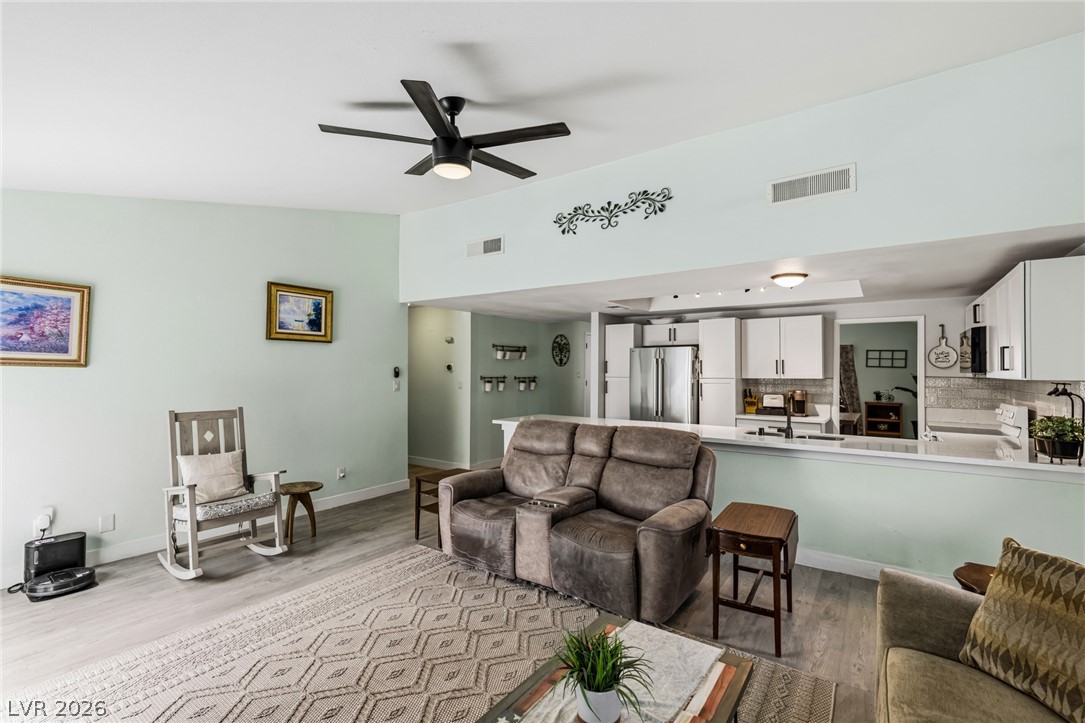 4476 Sunny Dunes Drive Las Vegas NV 89121