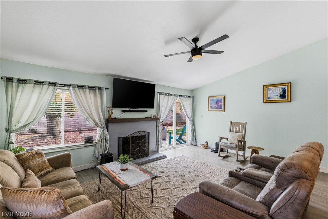4476 Sunny Dunes Drive Las Vegas NV 89121