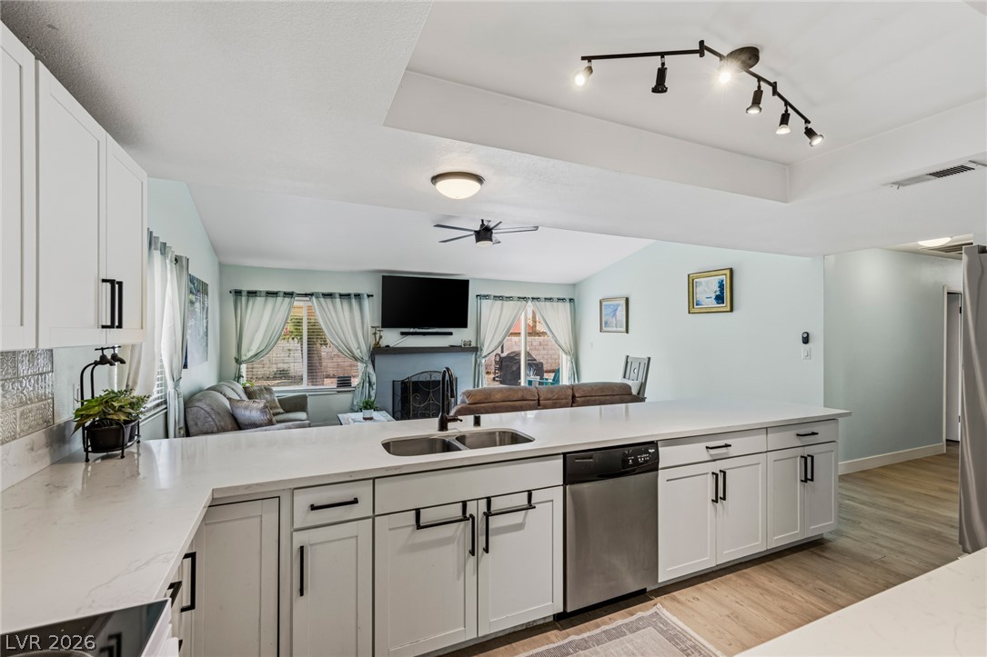4476 Sunny Dunes Drive Las Vegas NV 89121