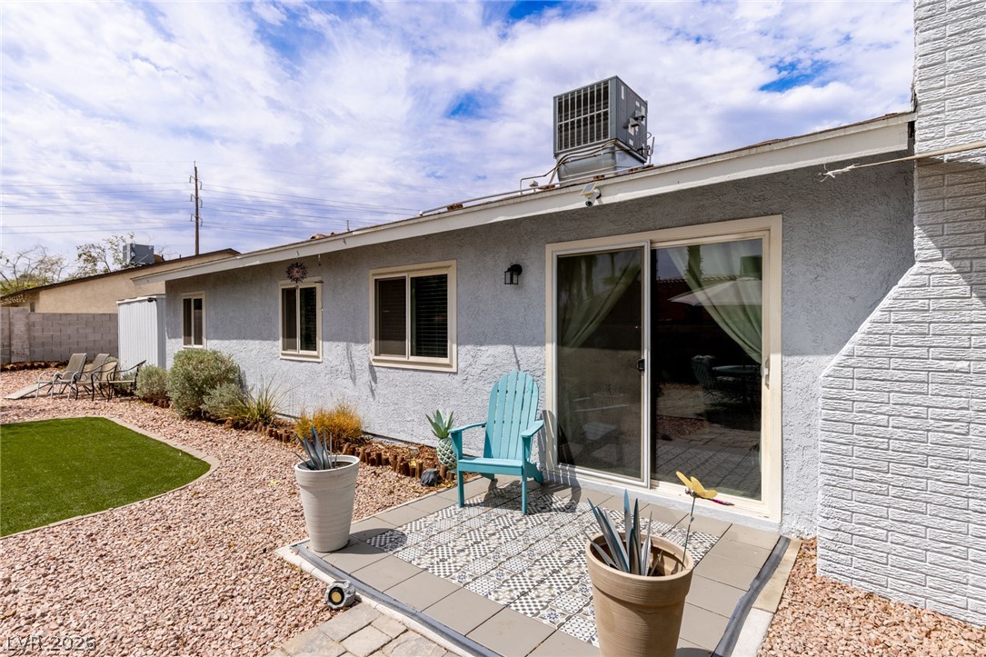 4476 Sunny Dunes Drive Las Vegas NV 89121