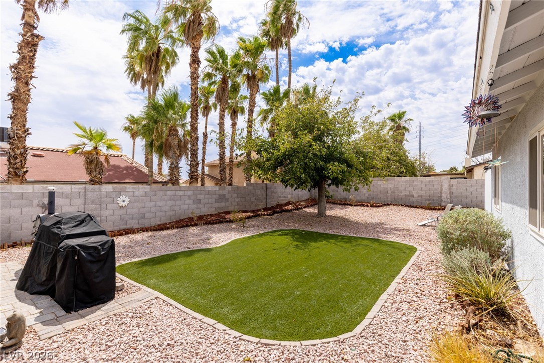 4476 Sunny Dunes Drive Las Vegas NV 89121