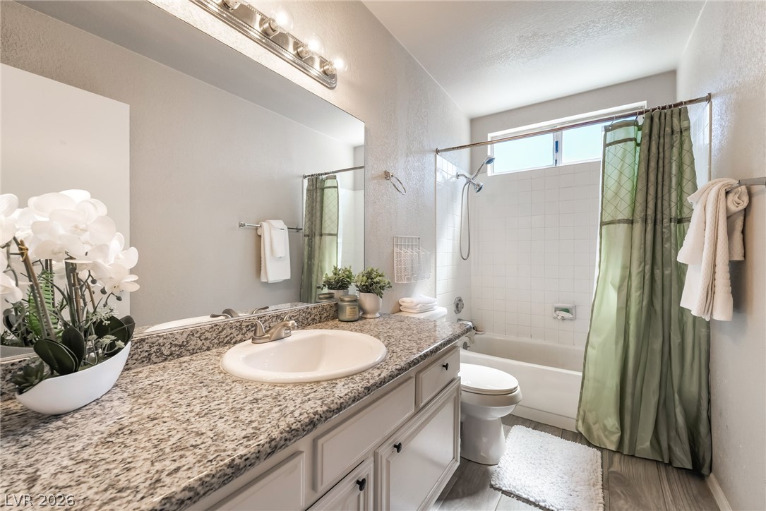4560 Green Canyon Drive Las Vegas NV 89103
