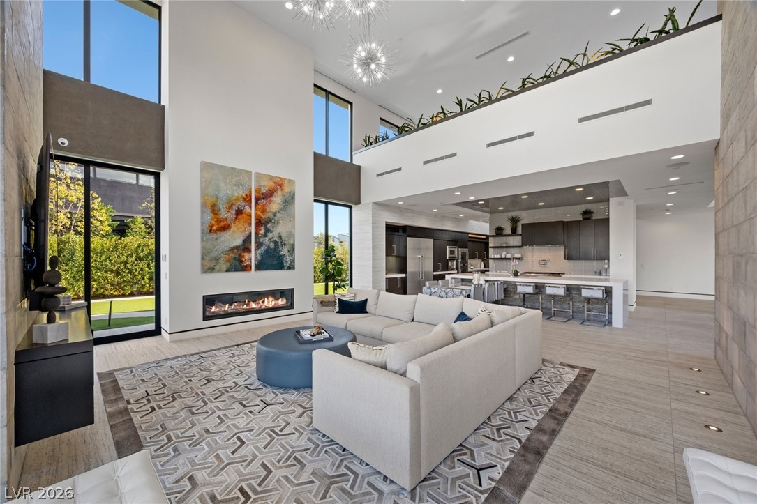 4 Soaring Bird Court Las Vegas NV 89135