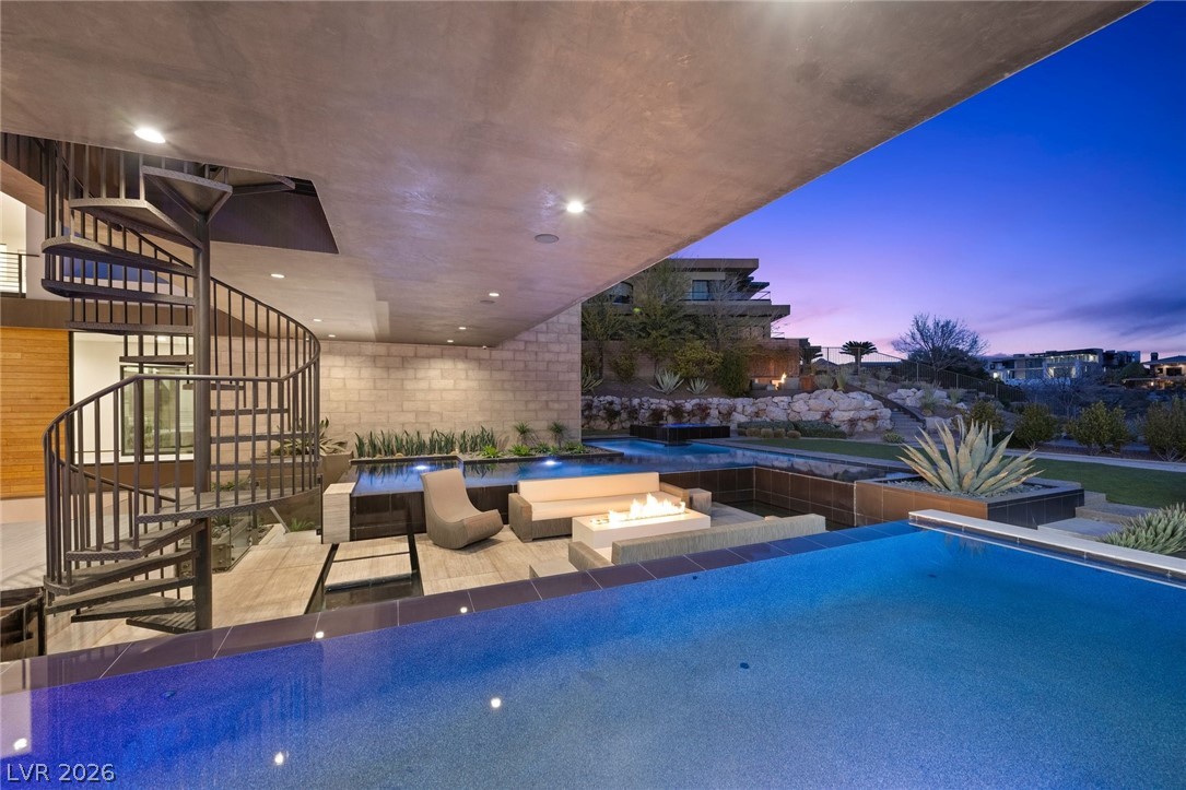 4 Soaring Bird Court Las Vegas NV 89135