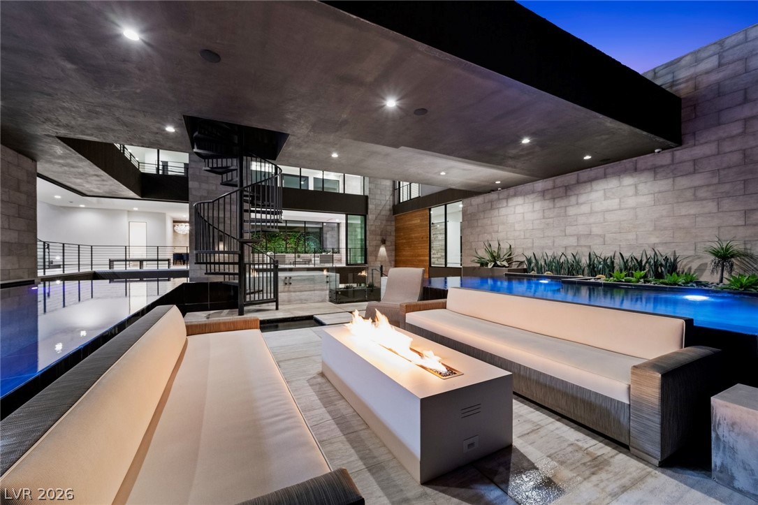 4 Soaring Bird Court Las Vegas NV 89135