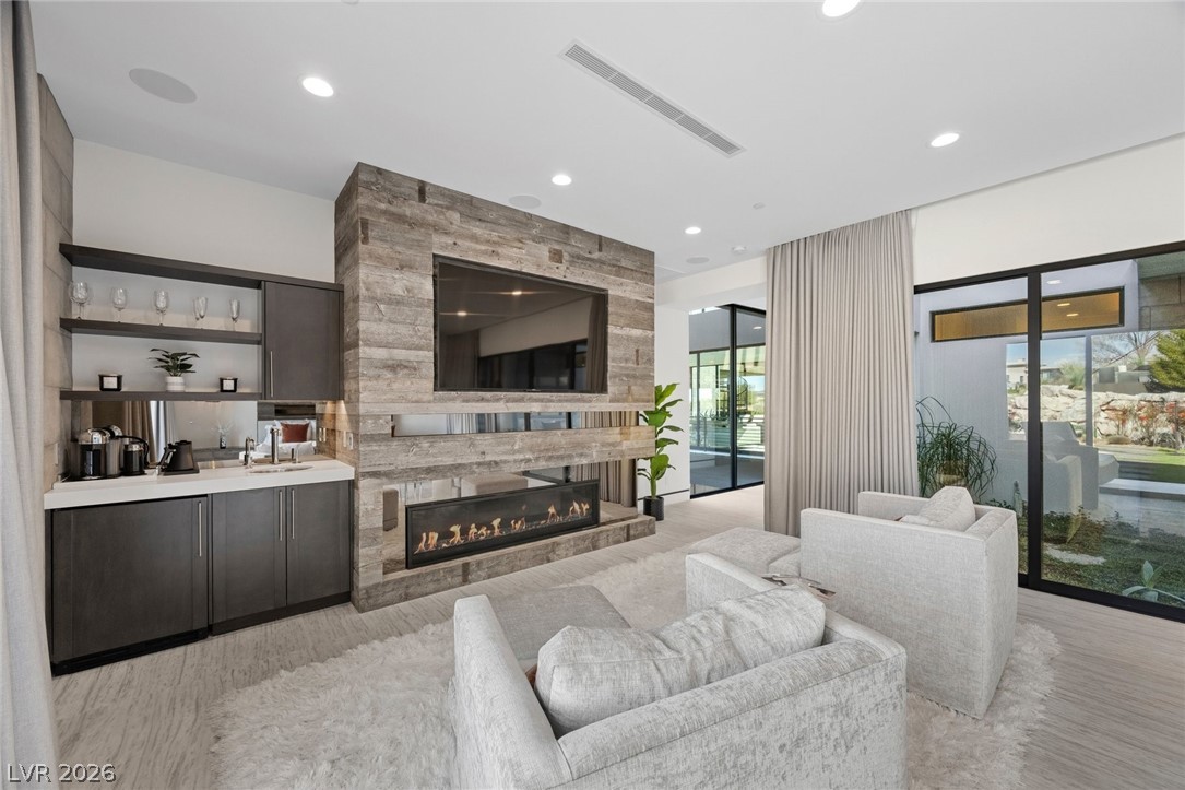 4 Soaring Bird Court Las Vegas NV 89135