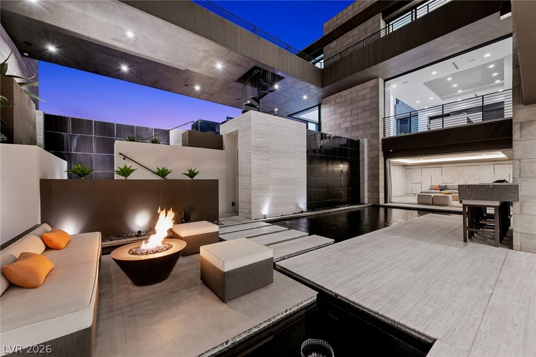 4 Soaring Bird Court Las Vegas NV 89135