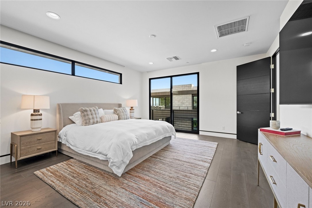 4 Soaring Bird Court Las Vegas NV 89135