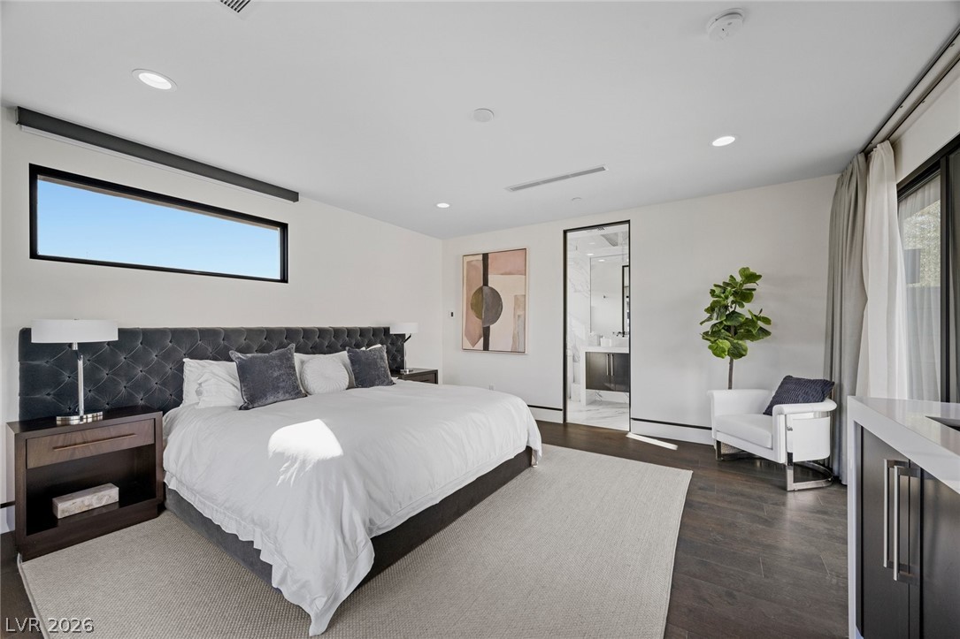 4 Soaring Bird Court Las Vegas NV 89135