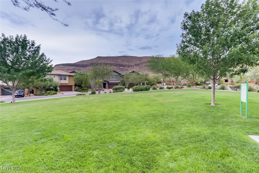 5662 Oak Bend Drive Las Vegas NV 89135