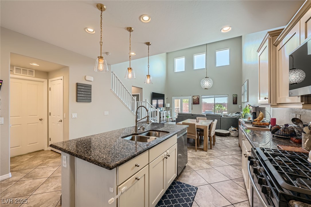 5662 Oak Bend Drive Las Vegas NV 89135