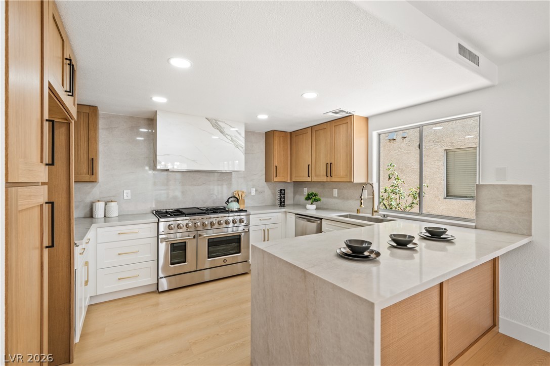 3033 Misty Harbour Drive Las Vegas NV 89117