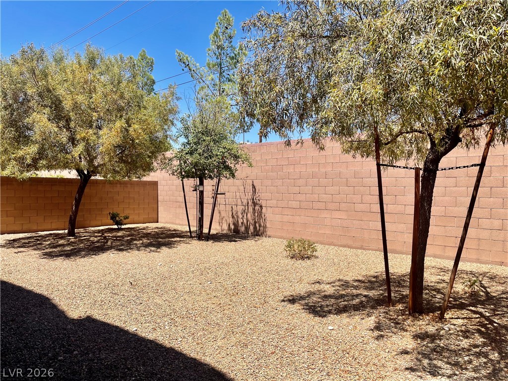 7874 Barntucket Avenue Las Vegas NV 89147