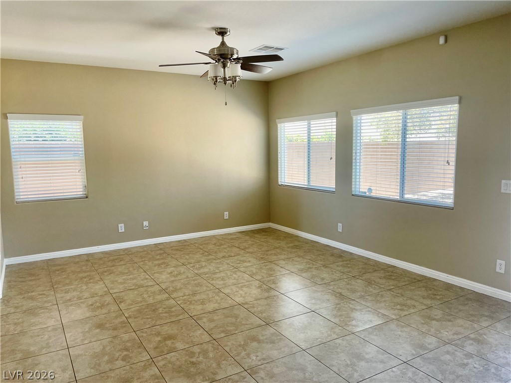 7874 Barntucket Avenue Las Vegas NV 89147